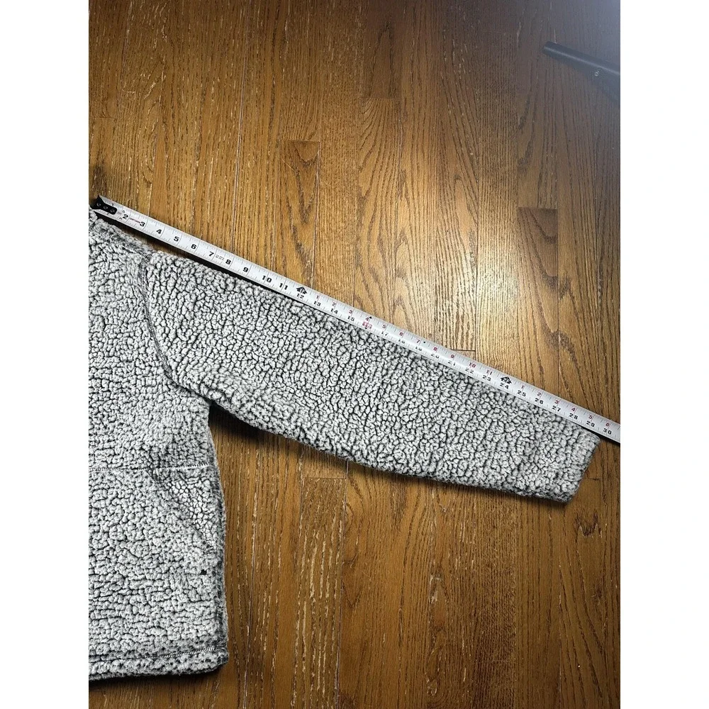 Prana jacket stand